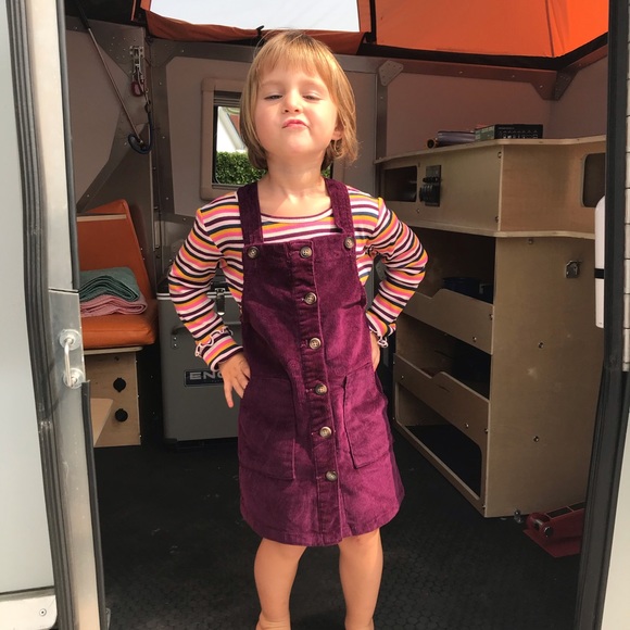 Meet your Posher, Kelly - Picture 2 of 3